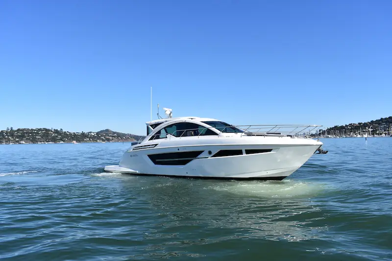 Thumbnail von Cruisers Yachts 50 Cantius