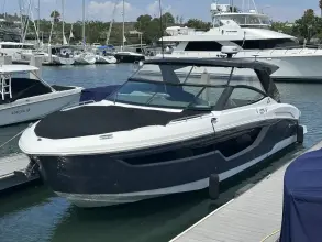 Thumbnail von Cruisers Yachts 38 GLS OB