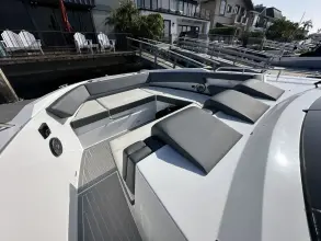 Thumbnail von Cruisers Yachts 38 GLS OB