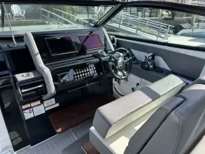 Thumbnail von Cruisers Yachts 38 GLS OB