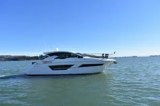 Thumbnail von Cruisers Yachts 46 Cantius