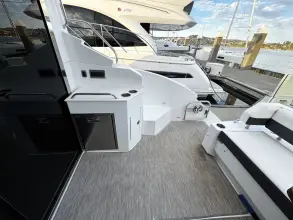 Thumbnail von Cruisers Yachts 46 Cantius
