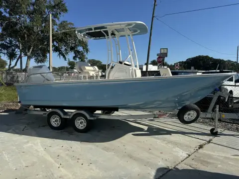 Boston Whaler 210 Montauk