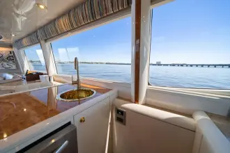 Thumbnail von Lazzara Yachts 76 Моторная Яхта