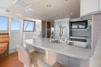 Thumbnail von Lazzara Yachts 76 Моторная Яхта