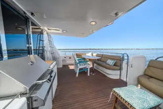 Thumbnail von Lazzara Yachts 76 Моторная Яхта