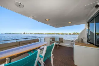 Thumbnail von Lazzara Yachts 76 Моторная Яхта