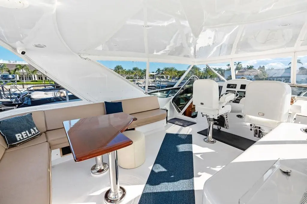 Thumbnail von Hatteras 64 Motor-Yacht