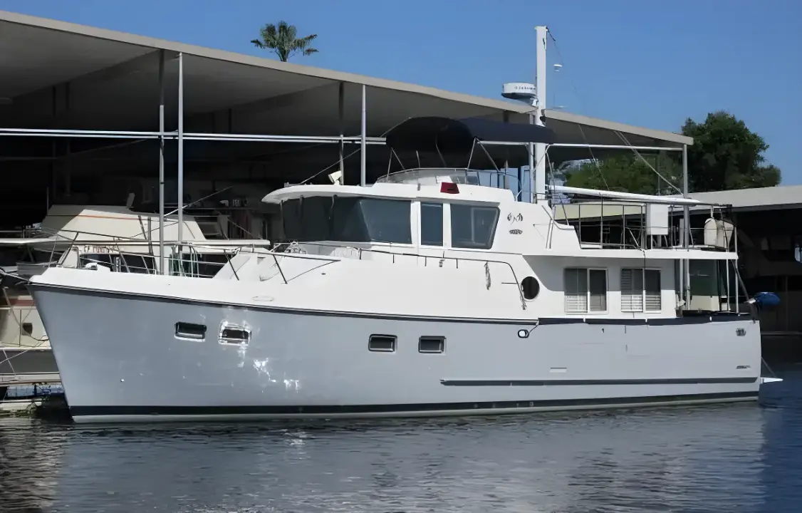 Delta Solo 43 Pilothouse