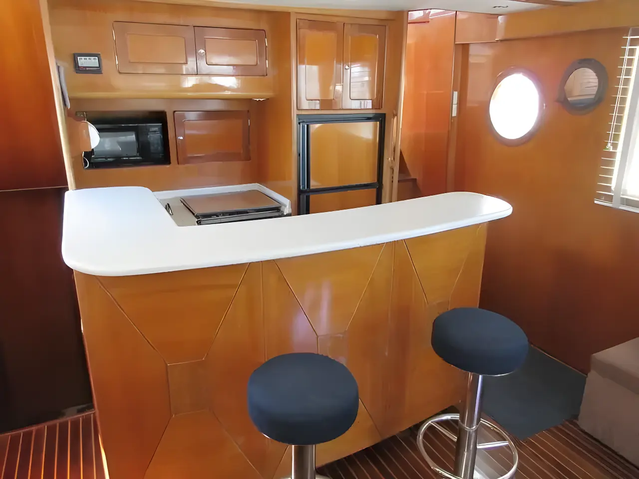 Thumbnail von Delta Solo 43 Pilothouse