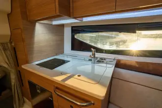 Thumbnail von Boston Whaler 365 Conquest