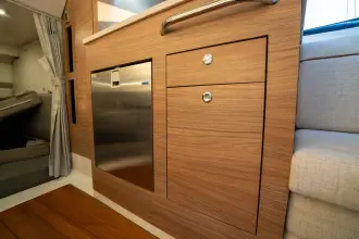 Thumbnail von Boston Whaler 365 Conquest