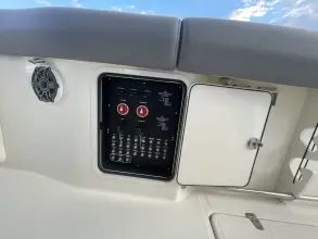 Thumbnail von Boston Whaler 300 Outrage