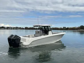 Thumbnail von Boston Whaler 300 Outrage