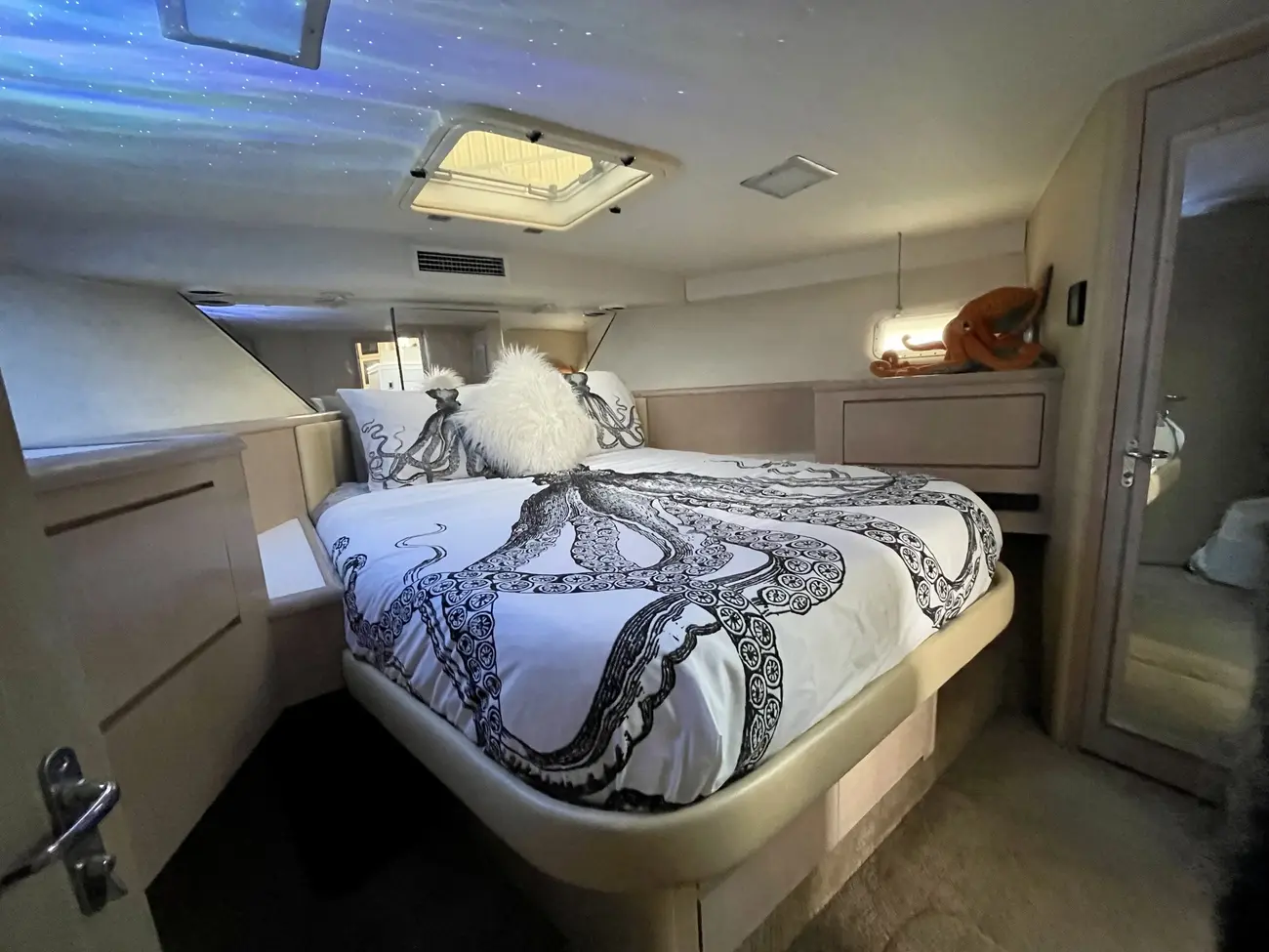 Thumbnail von Hatteras 52 Convertible