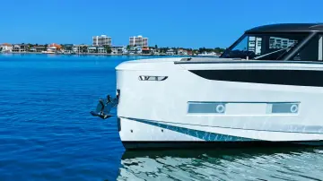 Thumbnail von Azimut Seadeck 6