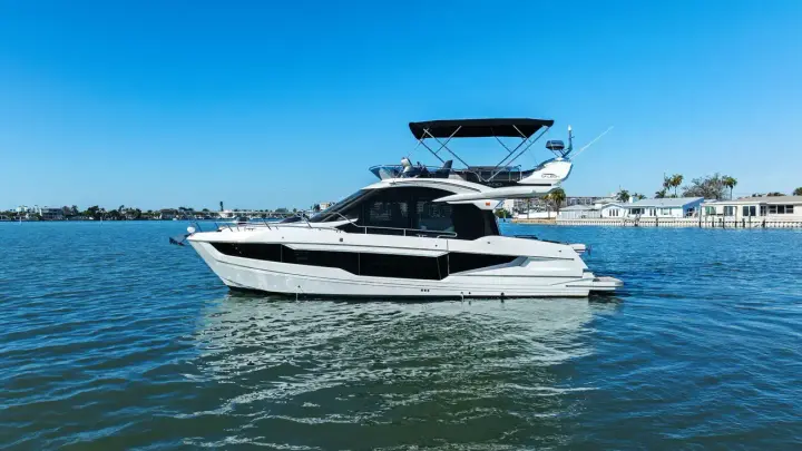 Galeon 400 FLY
