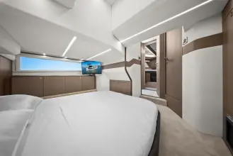 Thumbnail von Galeon 400 FLY