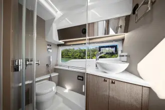 Thumbnail von Galeon 400 FLY