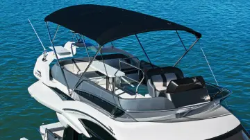 Thumbnail von Galeon 400 FLY