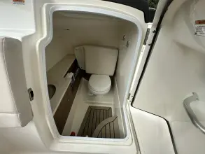 Thumbnail von Boston Whaler 270 Vantage