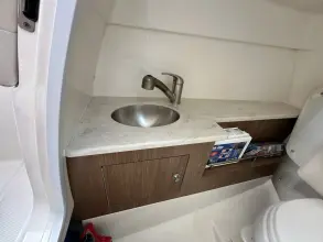 Thumbnail von Boston Whaler 270 Vantage