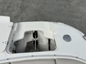 Thumbnail von Boston Whaler 270 Vantage