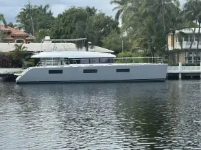 Thumbnail von Lagoon 630