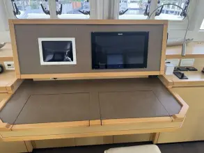 Thumbnail von Lagoon 630