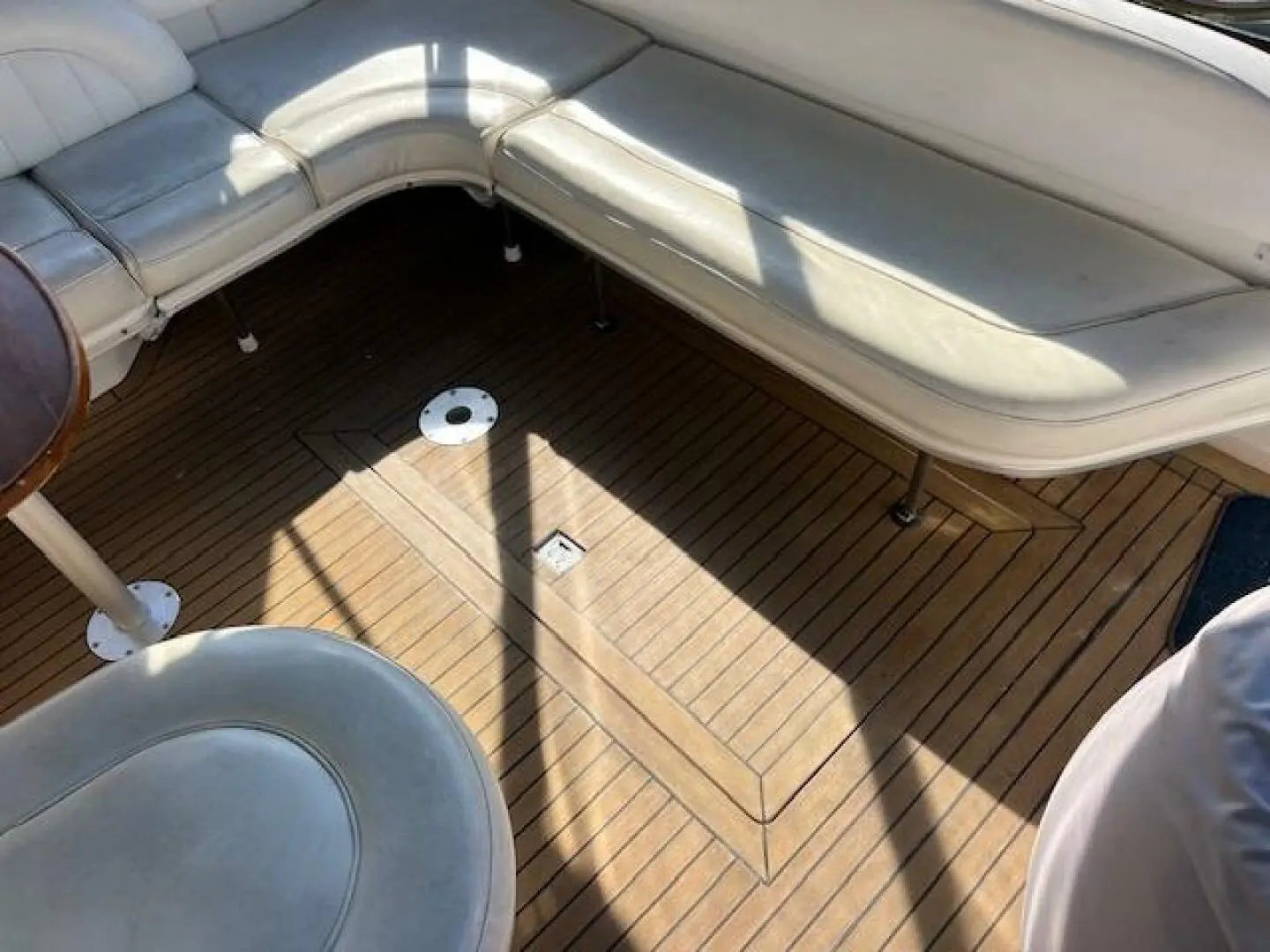 Thumbnail von Sea Ray 330 Sundancer Knoten für Segel