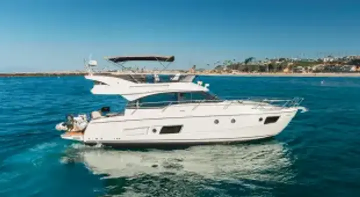 Bavaria Virtess 420 Fly