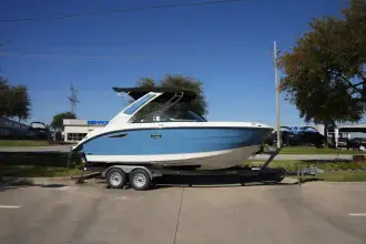 Sea Ray SDX 230