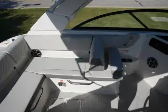 Thumbnail von Sea Ray SDX 230