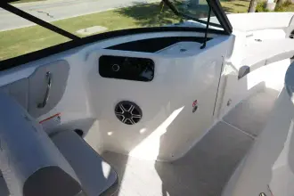 Thumbnail von Sea Ray SDX 230