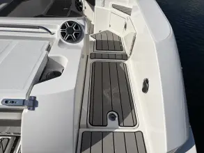 Thumbnail von Sea Ray SLX 350 z silnikiem zewnętrznym