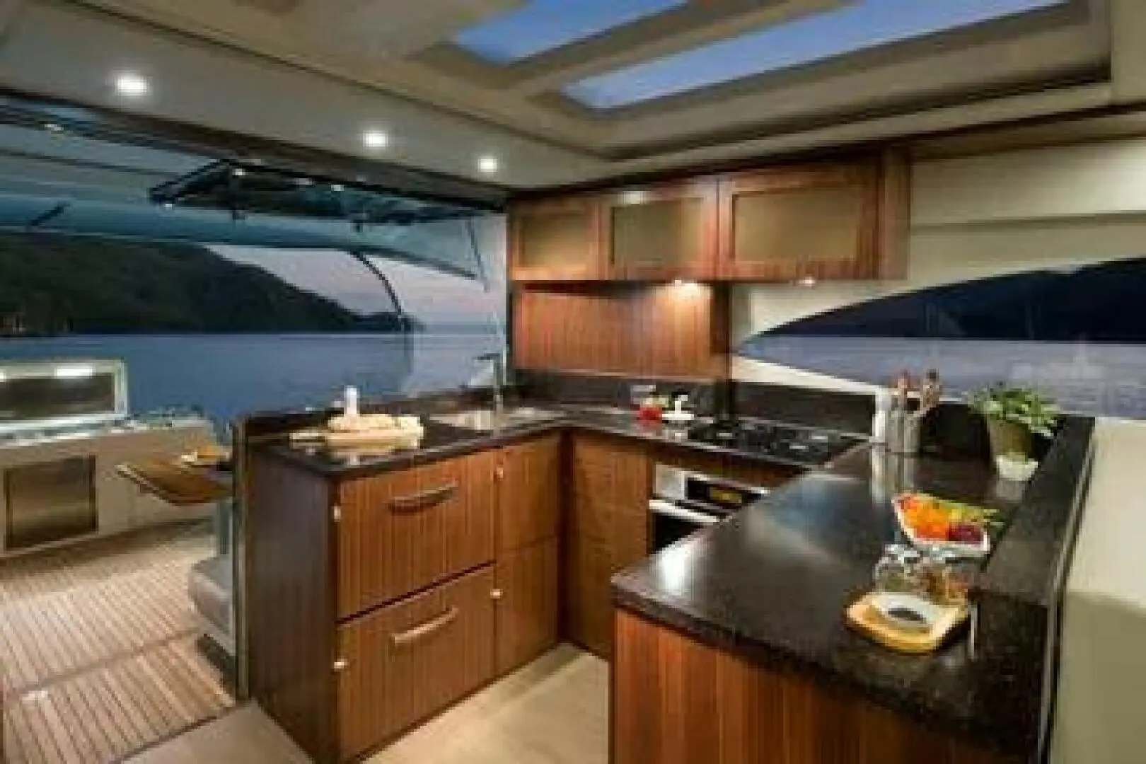 Thumbnail von Riviera 6000 Sport Yacht Six Pack