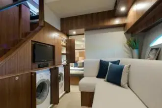 Thumbnail von Riviera 6000 Sport Yacht Six Pack