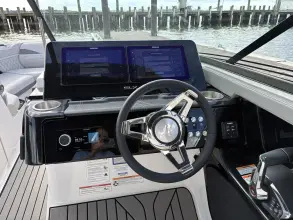 Thumbnail von Sea Ray SLX 280 Fuoribordo