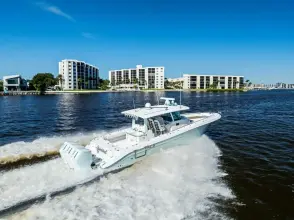 Thumbnail von Hcb 42 Lujo SPIRITED