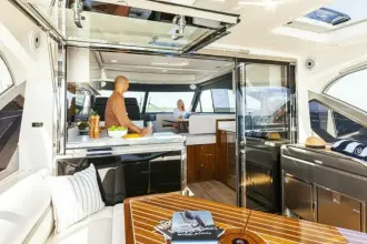 Thumbnail von Riviera Sport Yacht Platinum Edition 4600