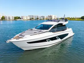 Thumbnail von Sunseeker 65 Sport Yacht