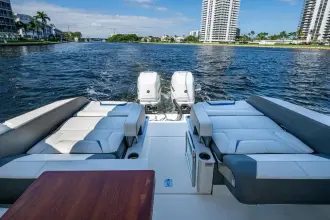 Thumbnail von Tiara Yachts 34LX NEVER SAY NEVER