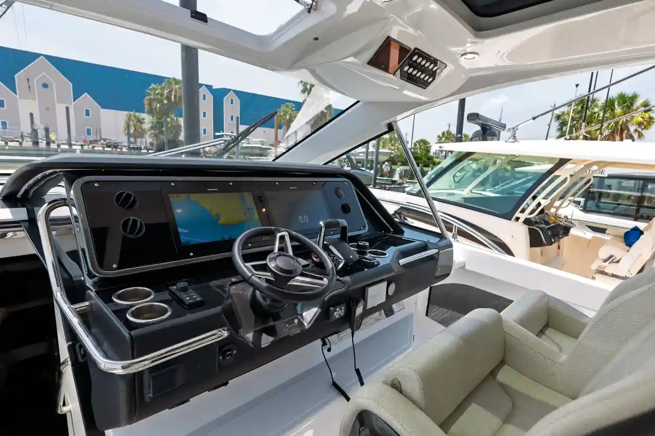 Thumbnail von Azimut Atlantis Verve 42