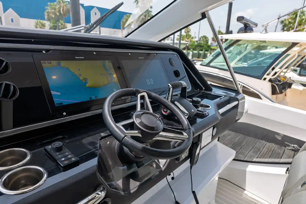 Thumbnail von Azimut Atlantis Verve 42