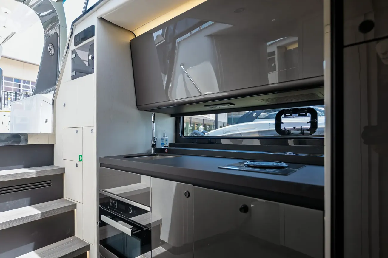 Thumbnail von Azimut Atlantis Verve 42