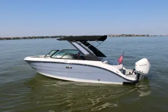 Sea Ray SDX 250 Outboard
