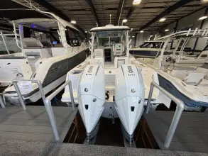 Thumbnail von Boston Whaler 285 Conquest Pilothouse