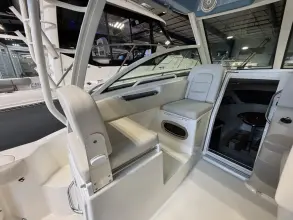 Thumbnail von Boston Whaler 285 Conquest Pilothouse