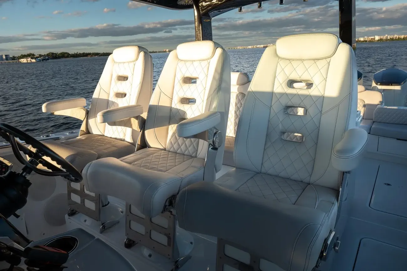 Thumbnail von Hcb 42 Lujo