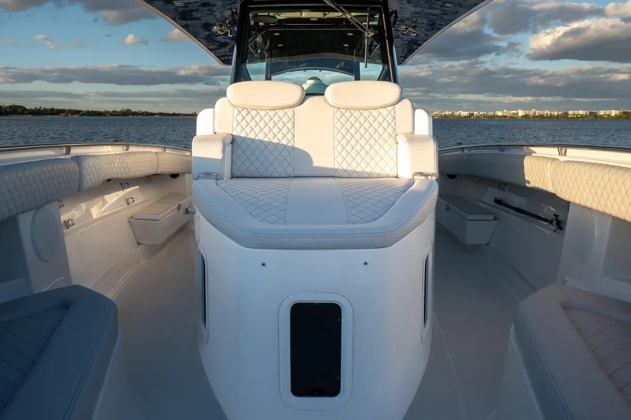 Thumbnail von Hcb 42 Lujo